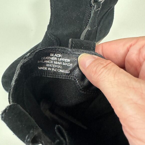 Steve Madden Windey Sexy Black Suede Leather Side Zip Wood Block Heel Boots 6.5 - Picture 8 of 12